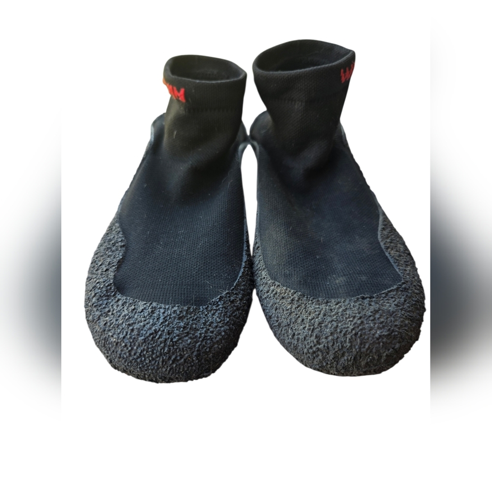 Minimalist Barefoot Water Sock Shoes Mens 9,  Womens 8